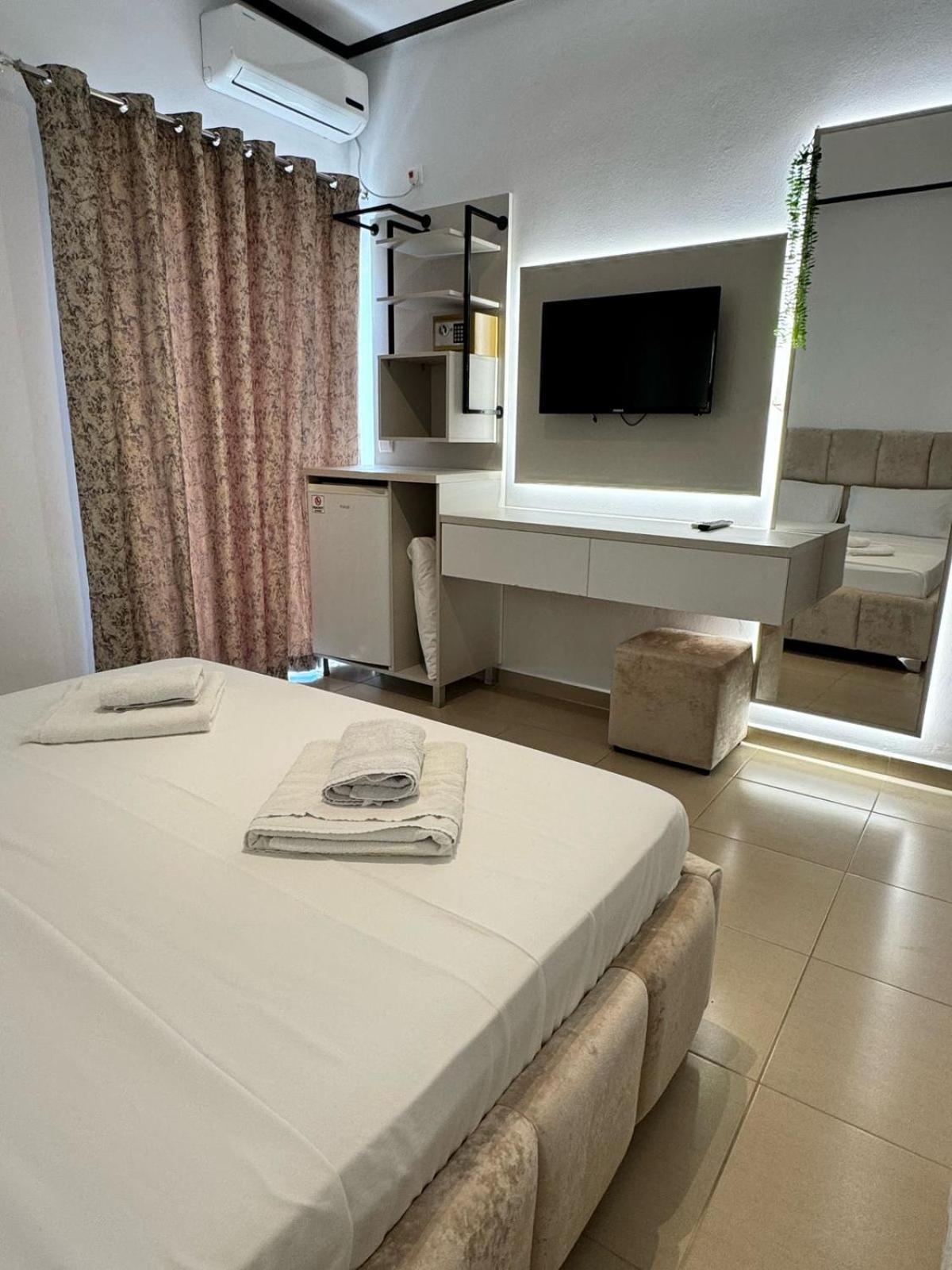 Villa Shehu Ksamil Quarto foto